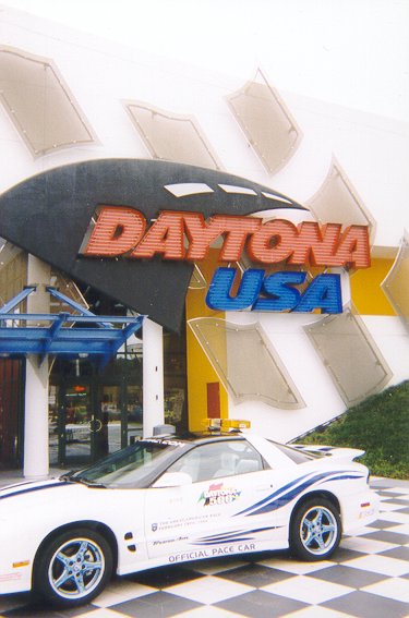 DaytonaUSA.jpg (47671 bytes)